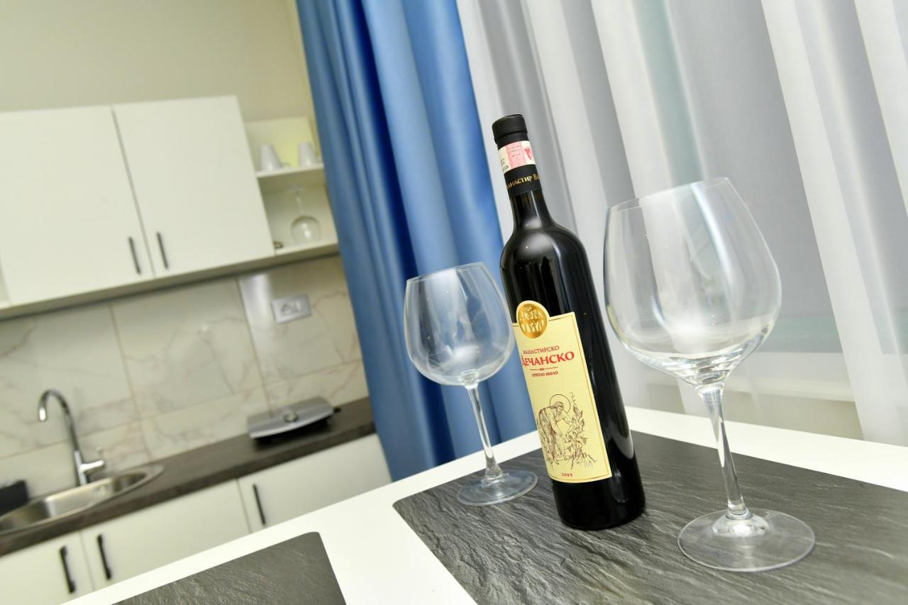 President Aparthotel Čačak Exteriör bild